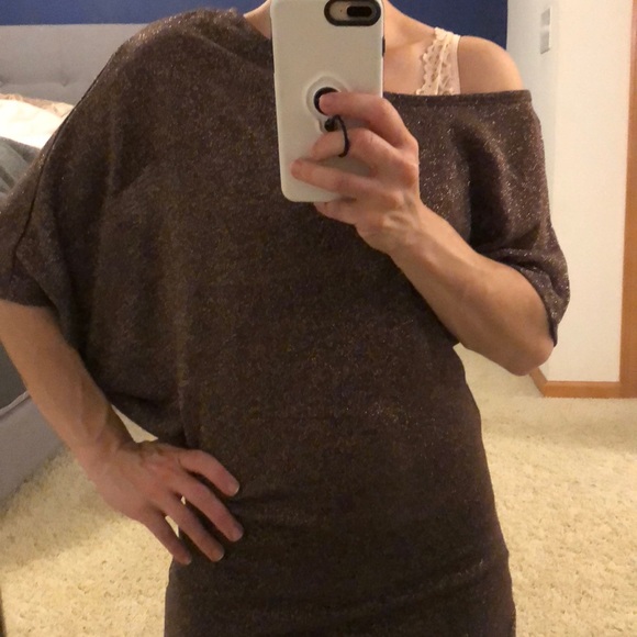 Sparkly top - Picture 2 of 5